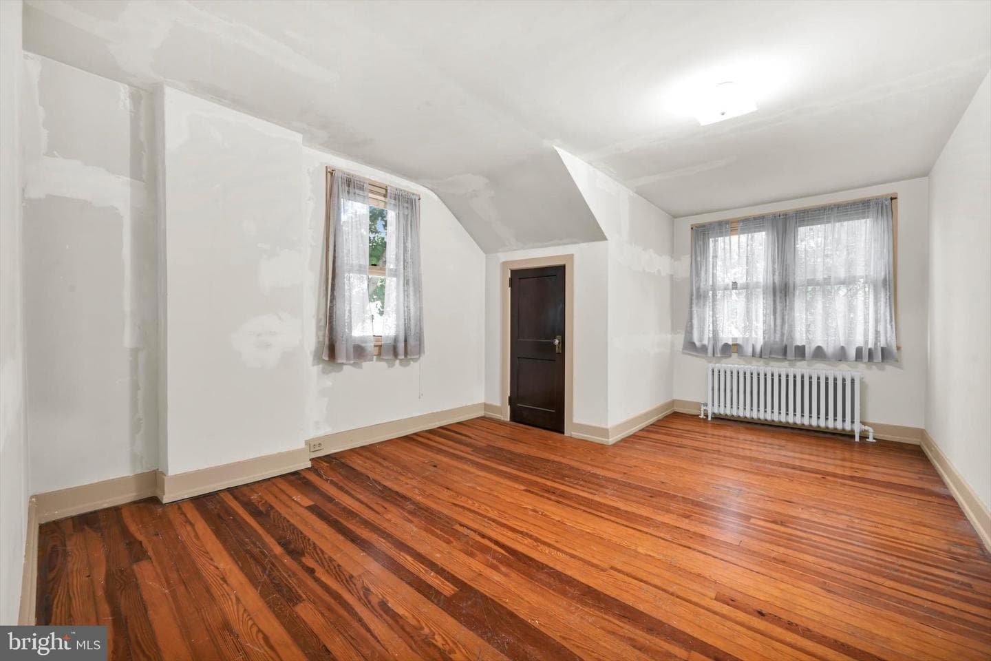 194 Walnut Street photo 23