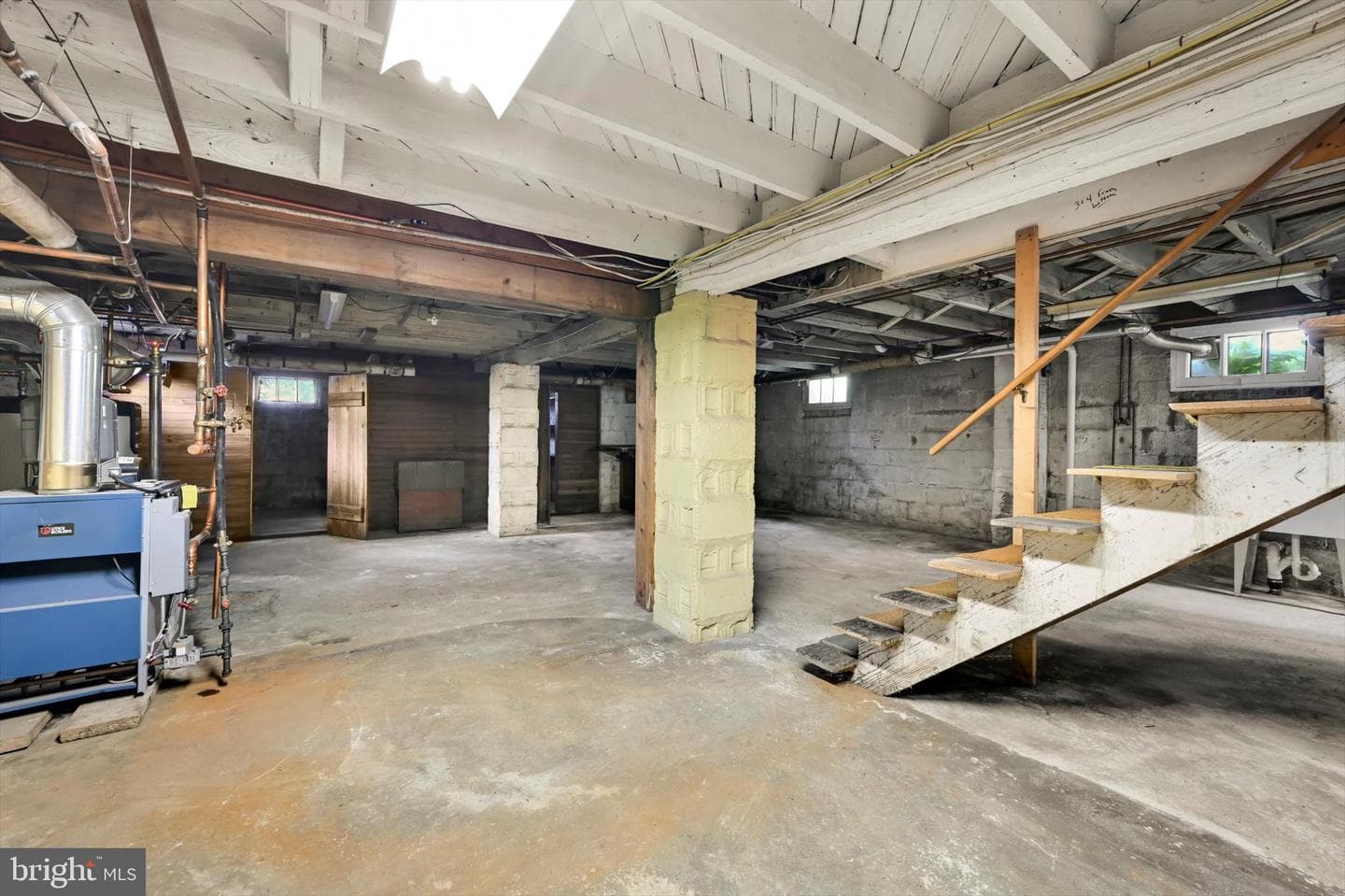 194 Walnut Street photo 31