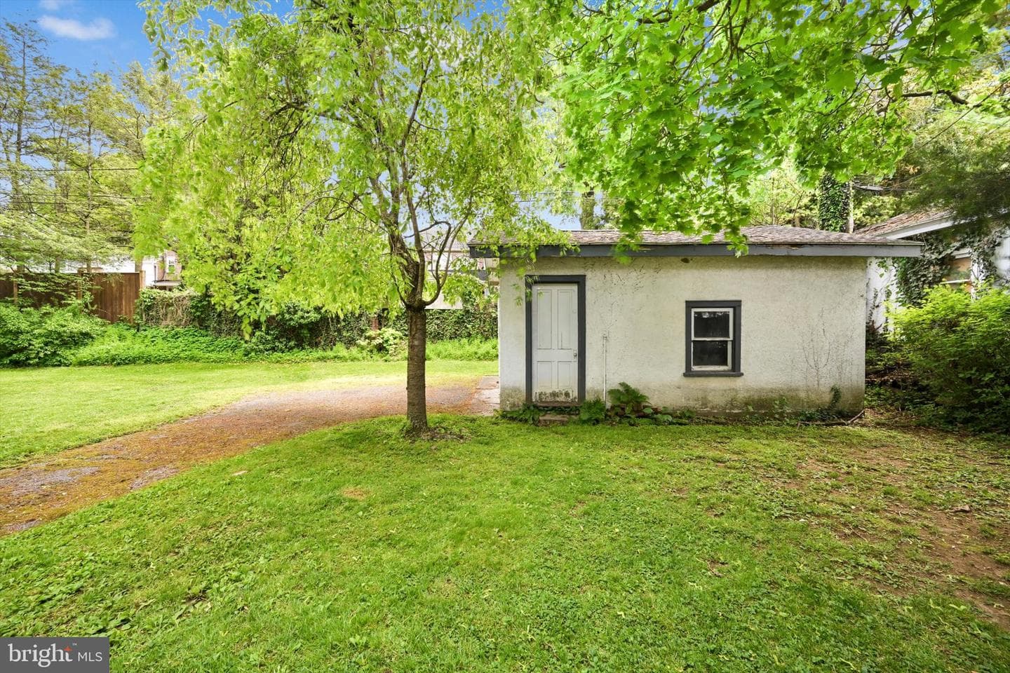 194 Walnut Street photo 33