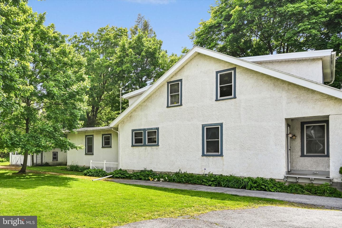 194 Walnut Street photo 40