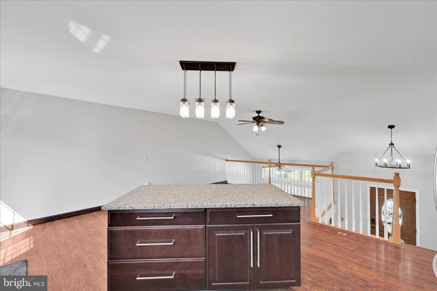 1535 Sholly Avenue photo 24