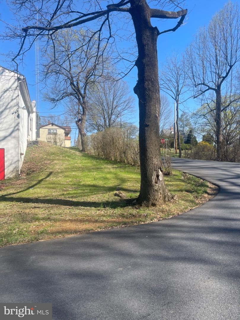 1005 State Route 72 N photo 8
