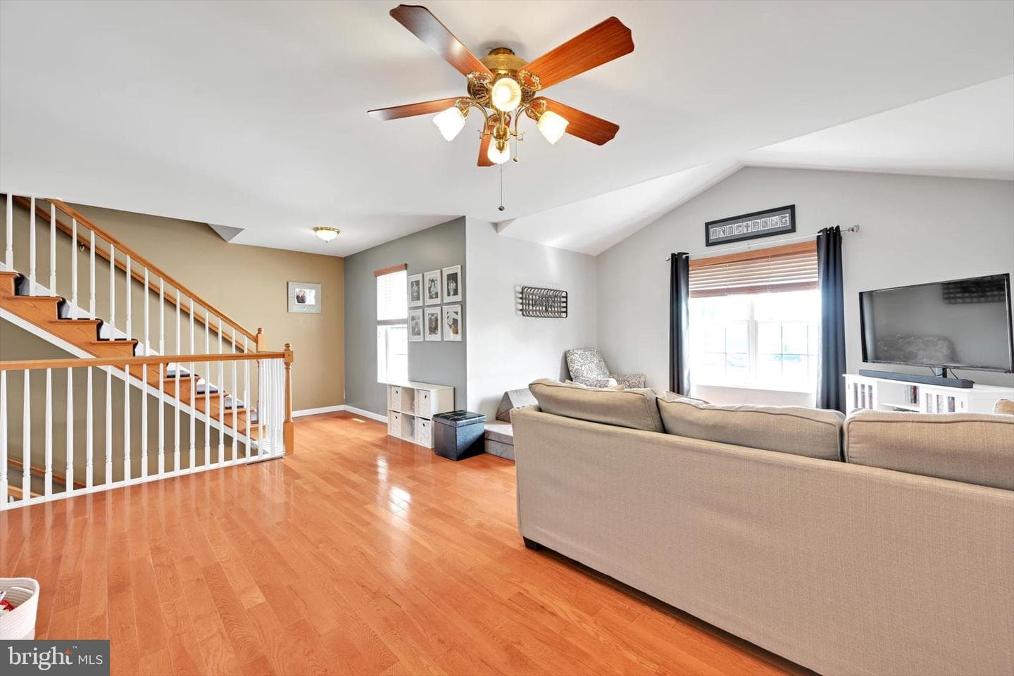 2177 Penn St L-0232 photo 7