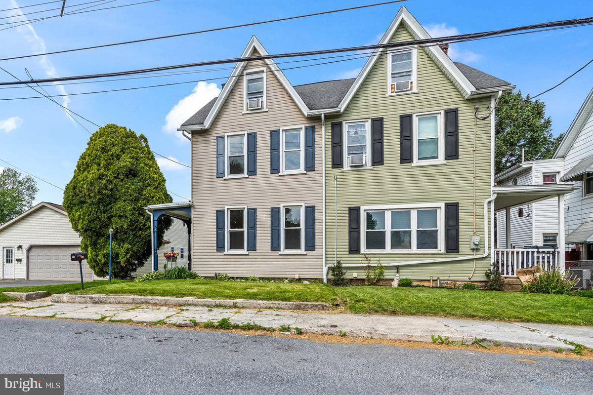 621 Noble Street photo 2