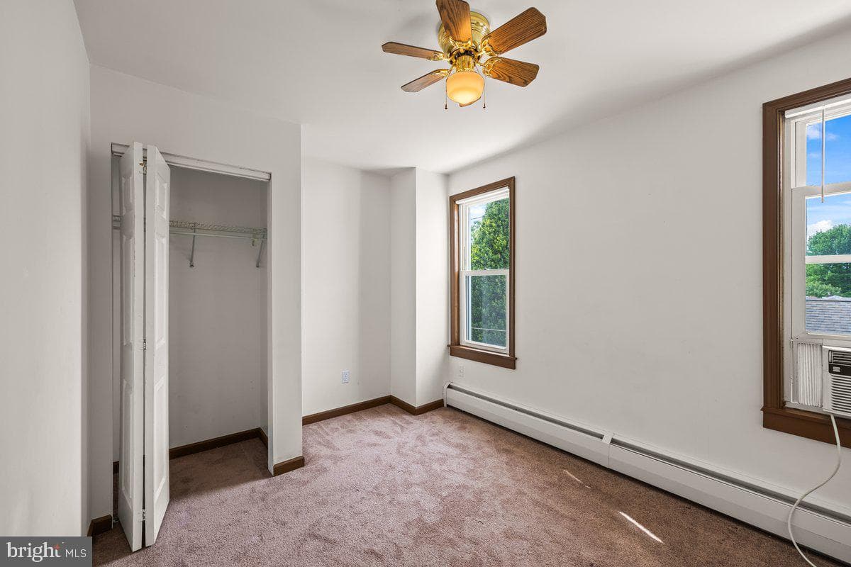 621 Noble Street photo 21