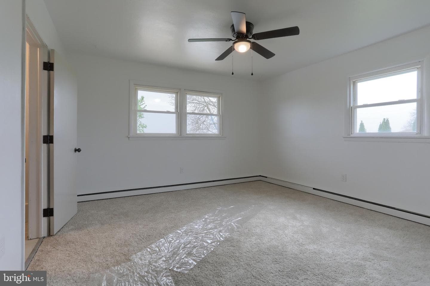 231 W Main Street photo 12