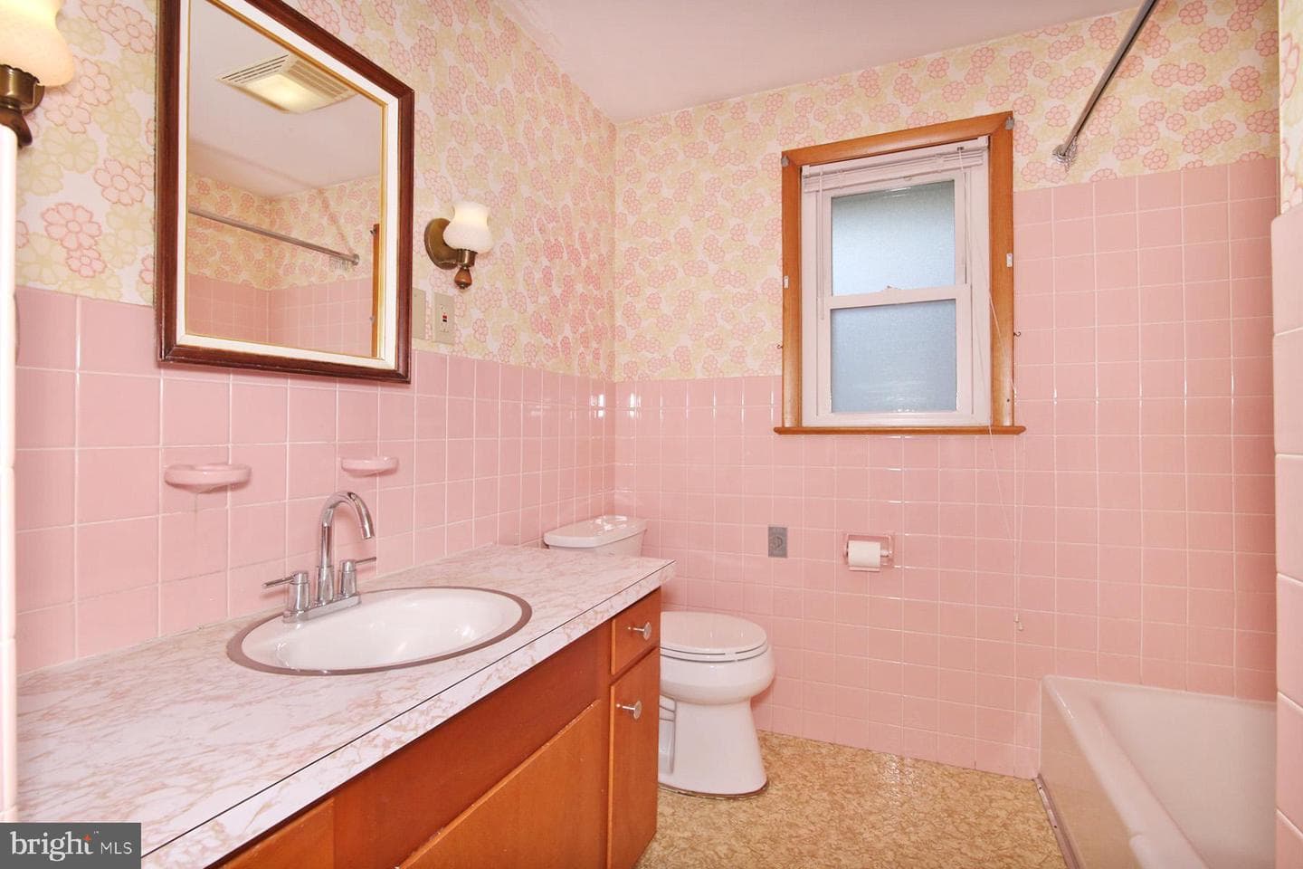1634 Elm St photo 18