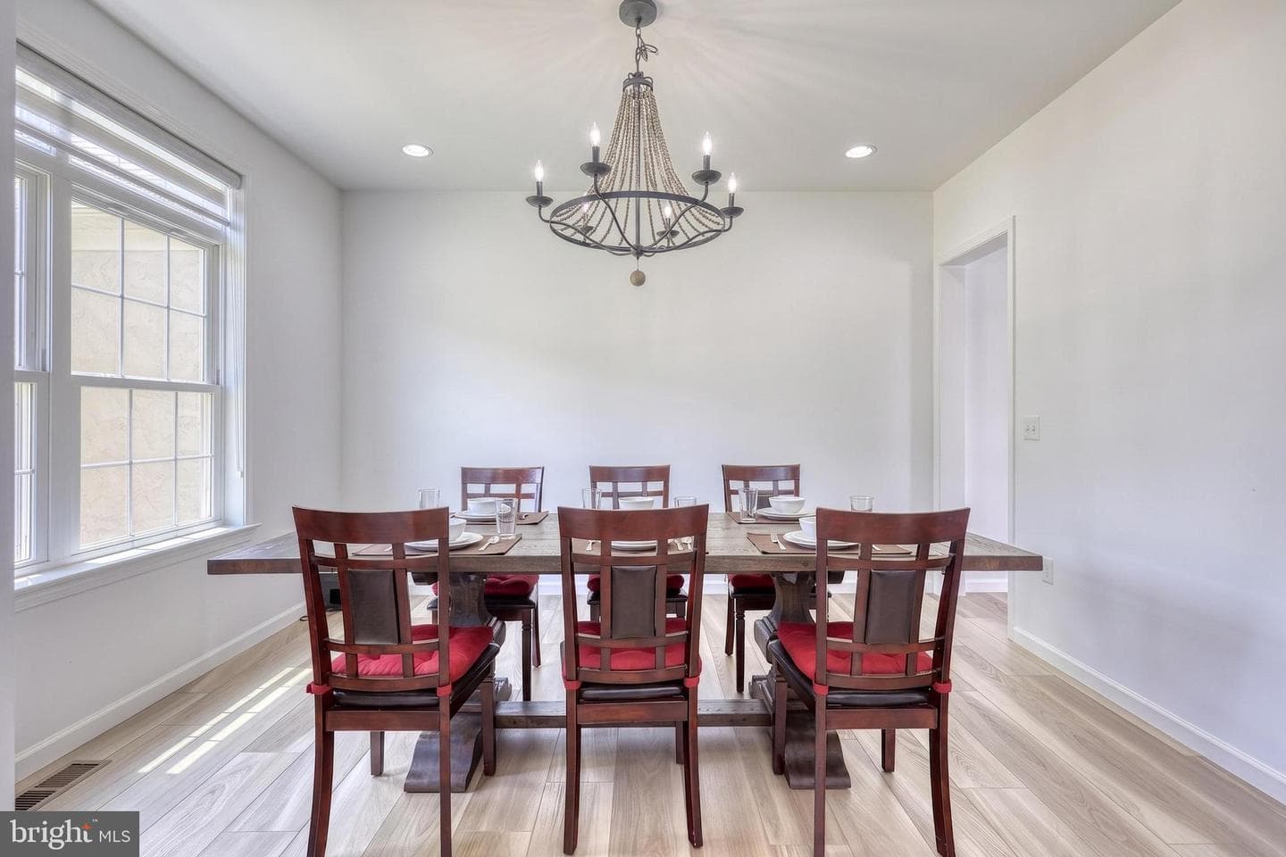 1549 Cambridge Drive photo 14