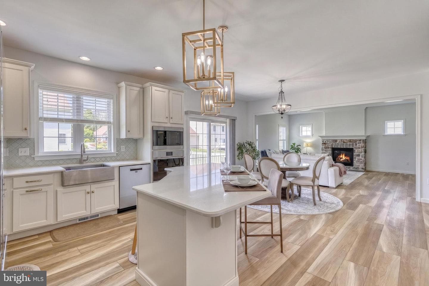 1549 Cambridge Drive photo 20
