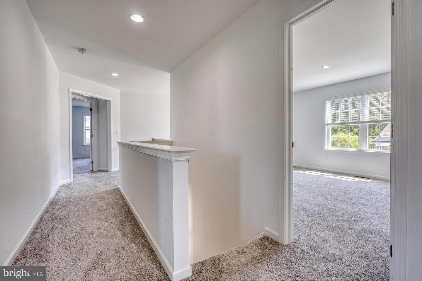 1549 Cambridge Drive photo 36