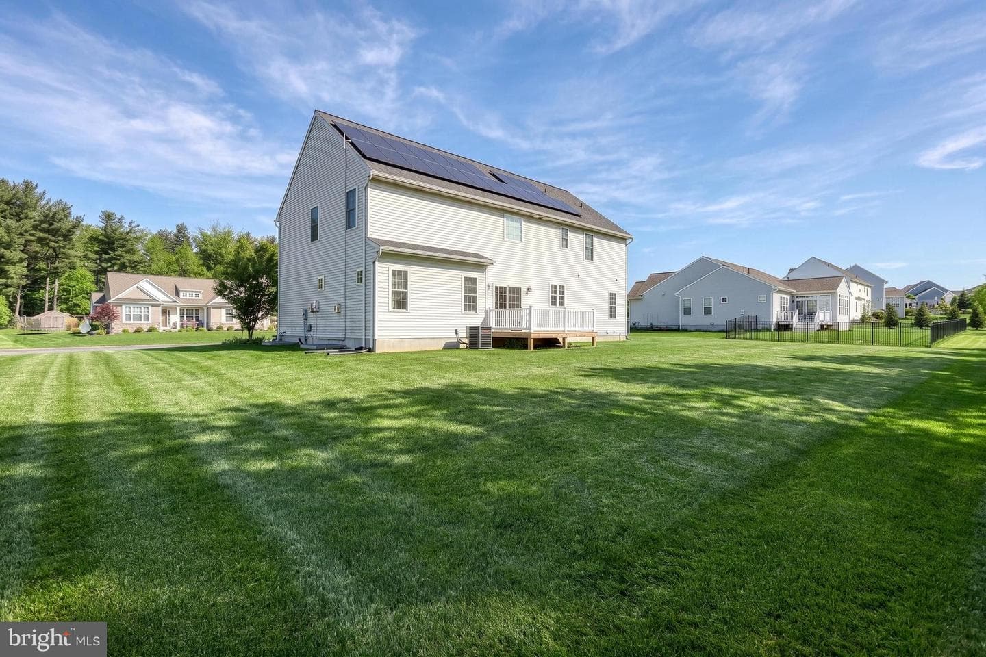 1549 Cambridge Drive photo 66