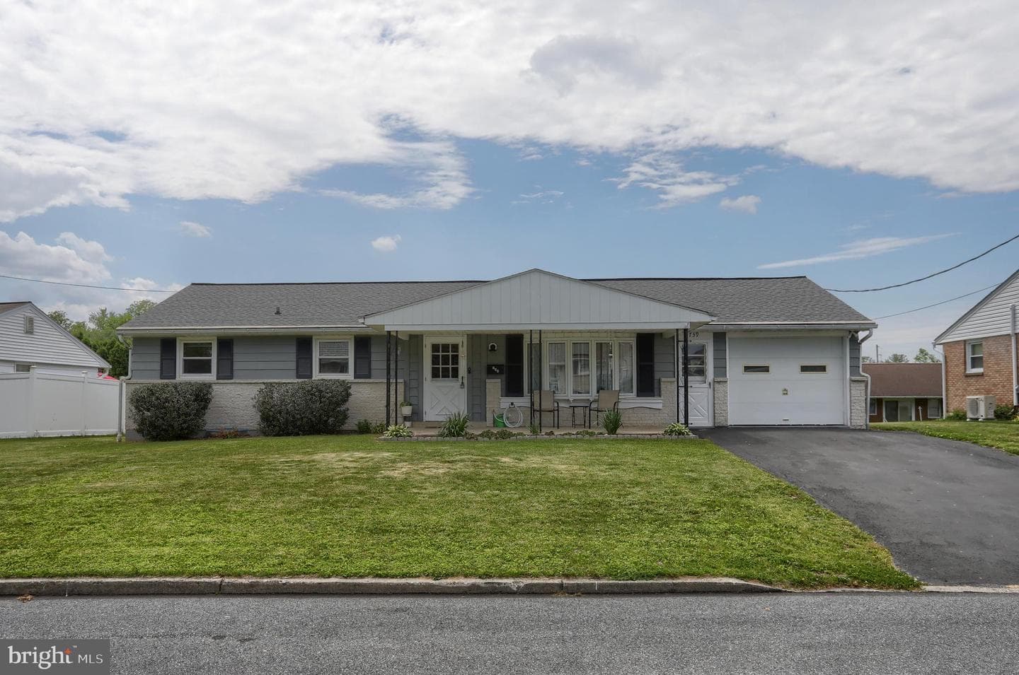 739 Sally Ann Drive photo 1