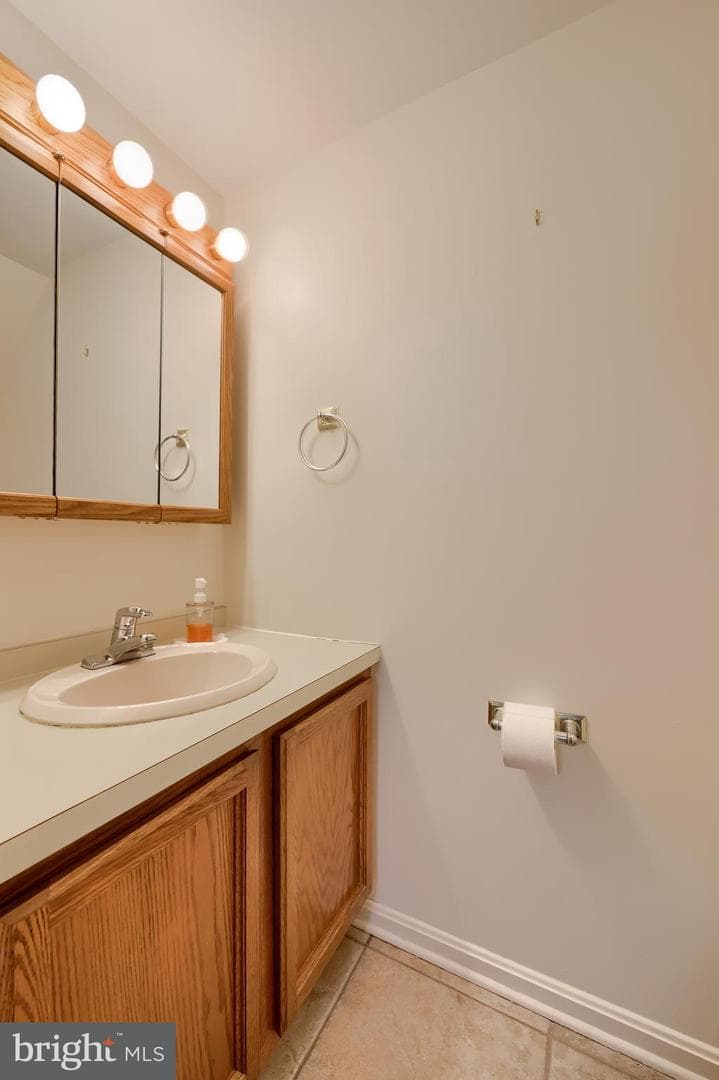 1531 Cambridge Court photo 13