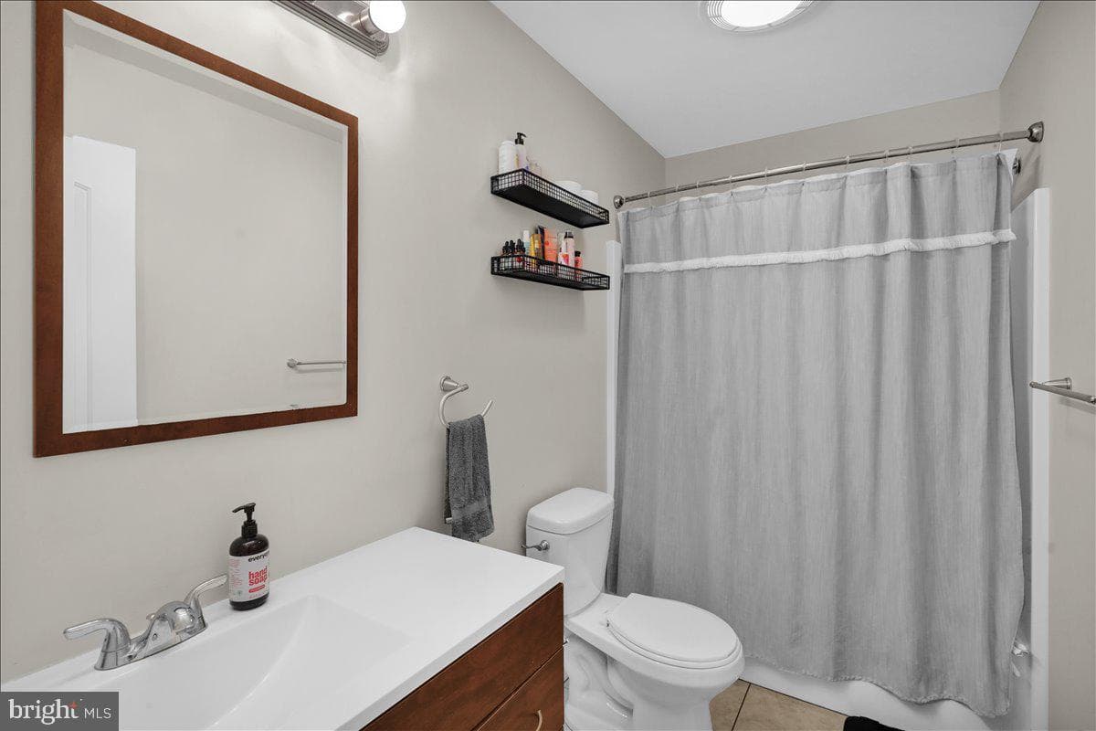 368 Granite Street photo 15