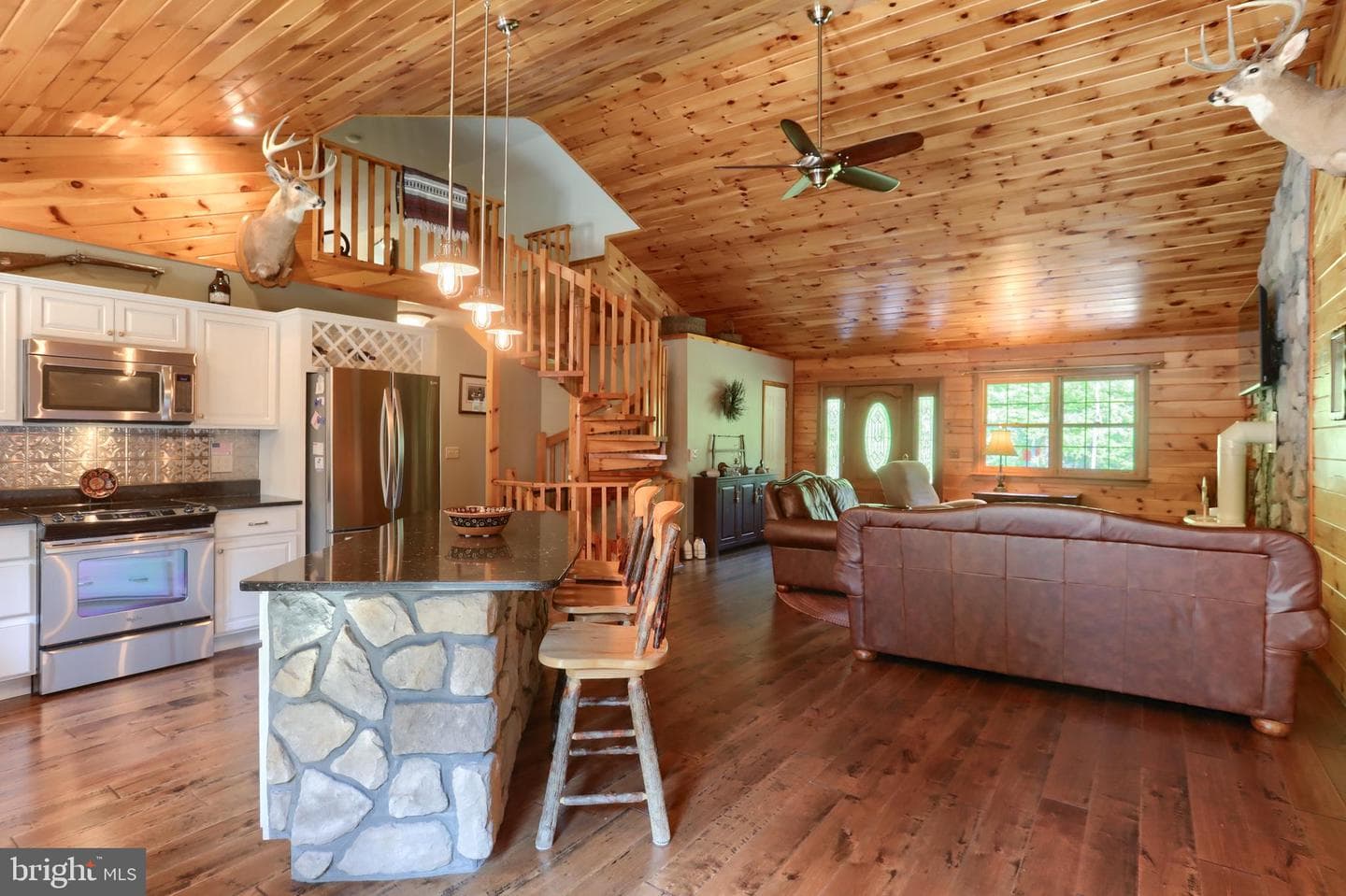 1005 Tulip Tree Drive photo 19