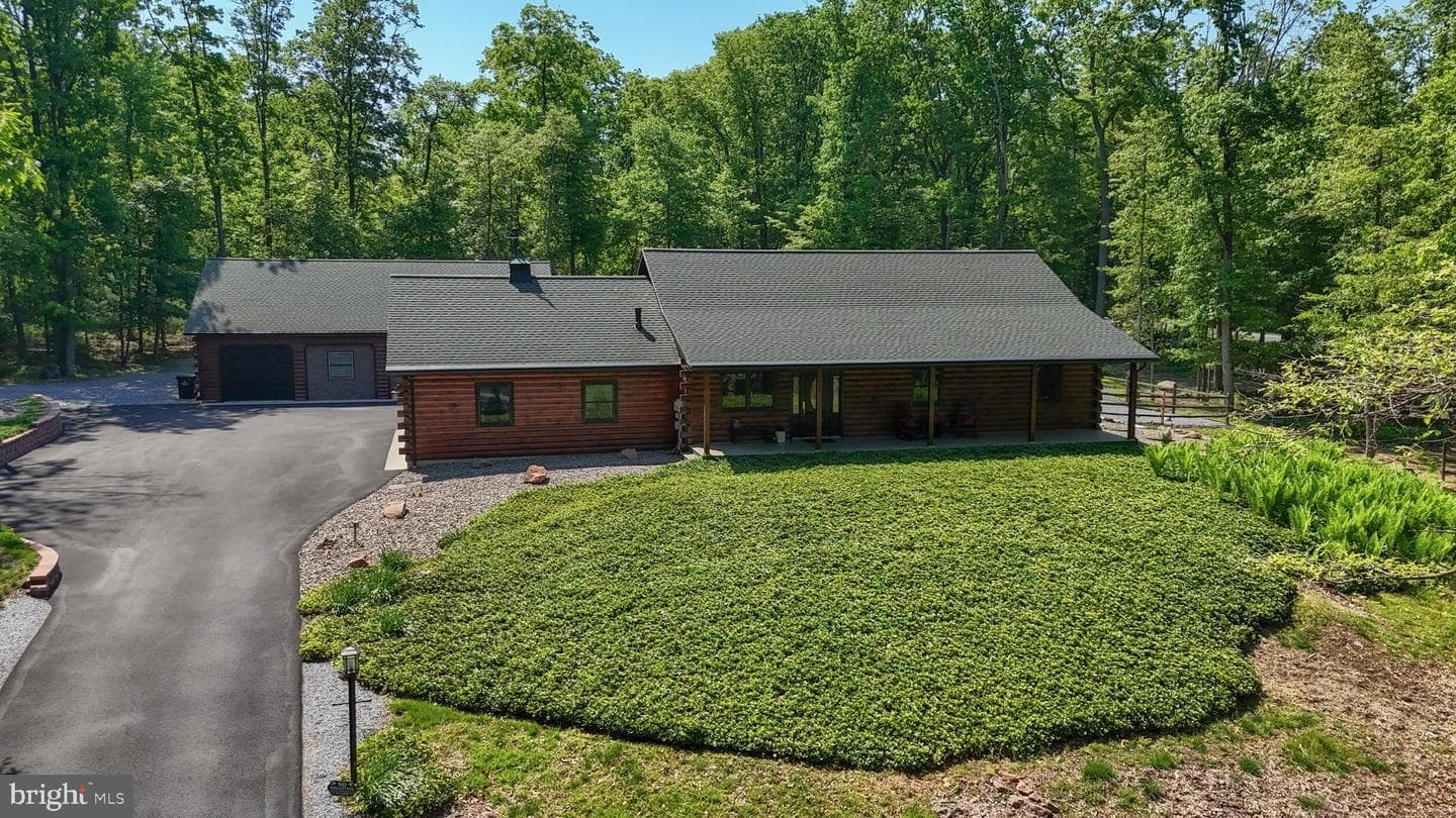 1005 Tulip Tree Drive photo 69