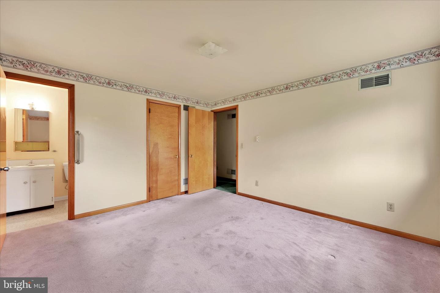 109 Spruce Street photo 15