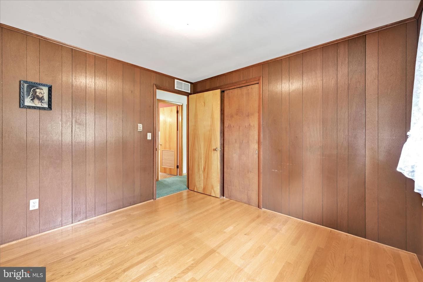 109 Spruce Street photo 20