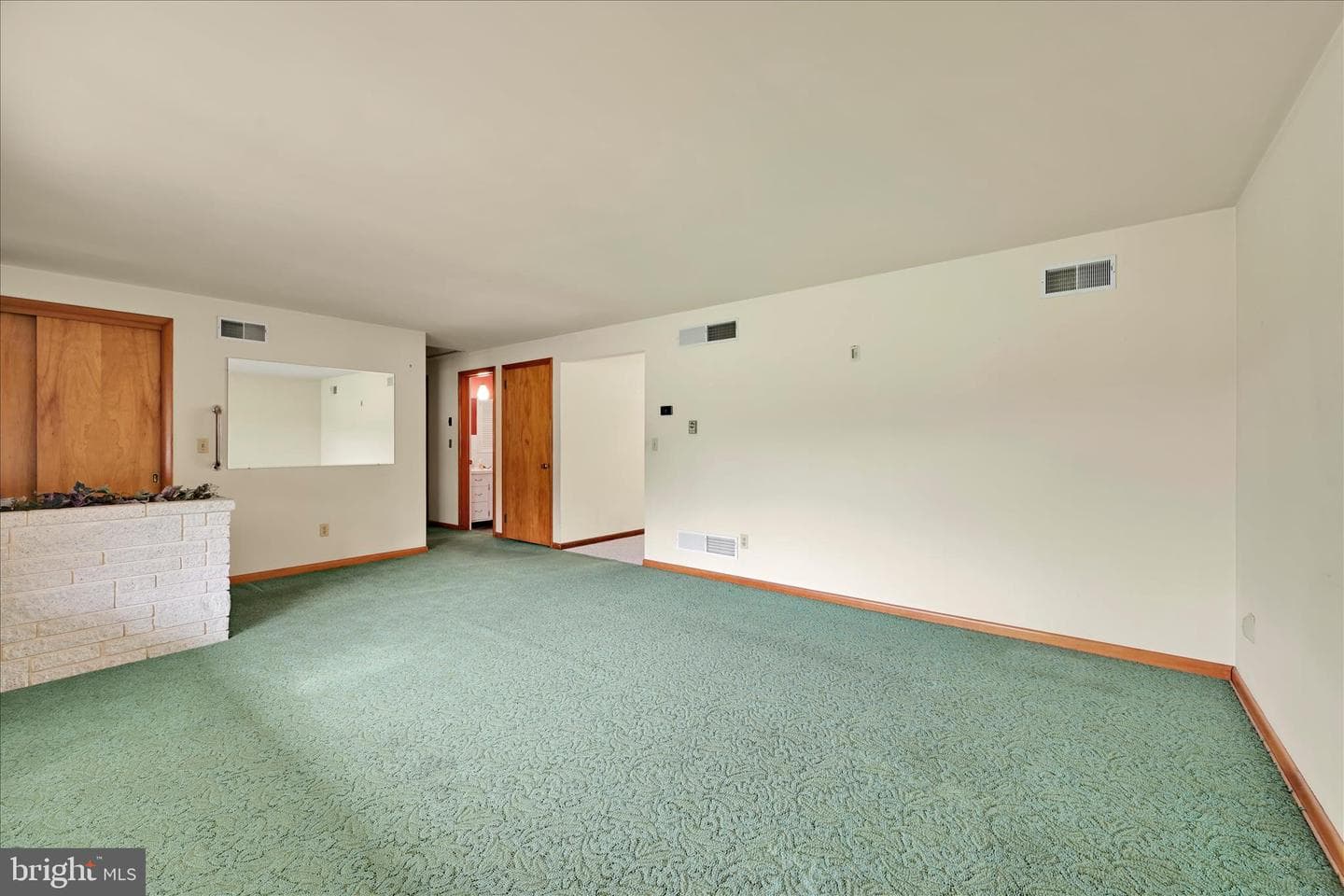 109 Spruce Street photo 6