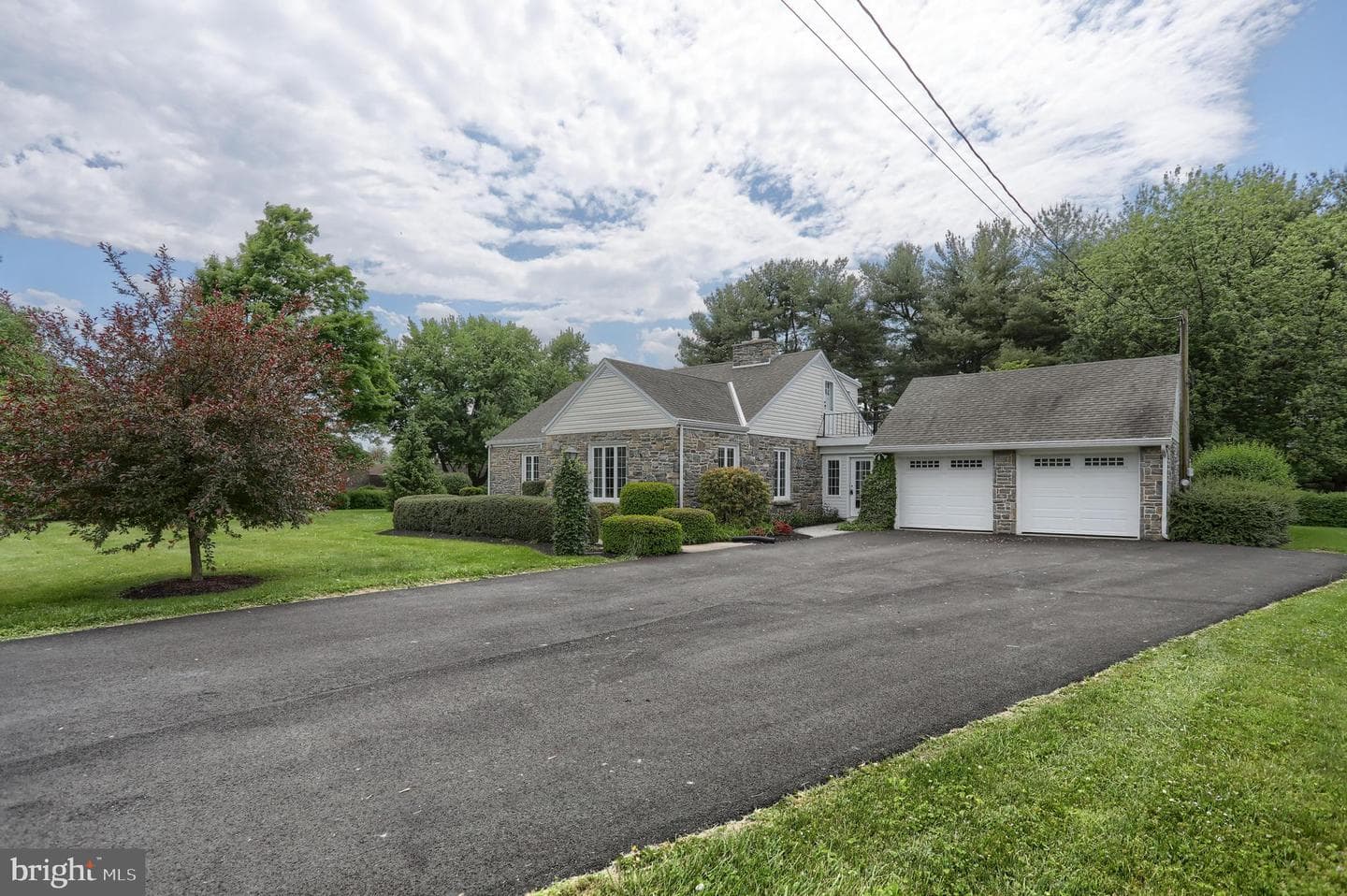 235 Narrows Drive photo 12