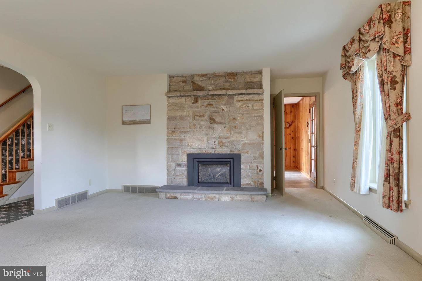 235 Narrows Drive photo 26
