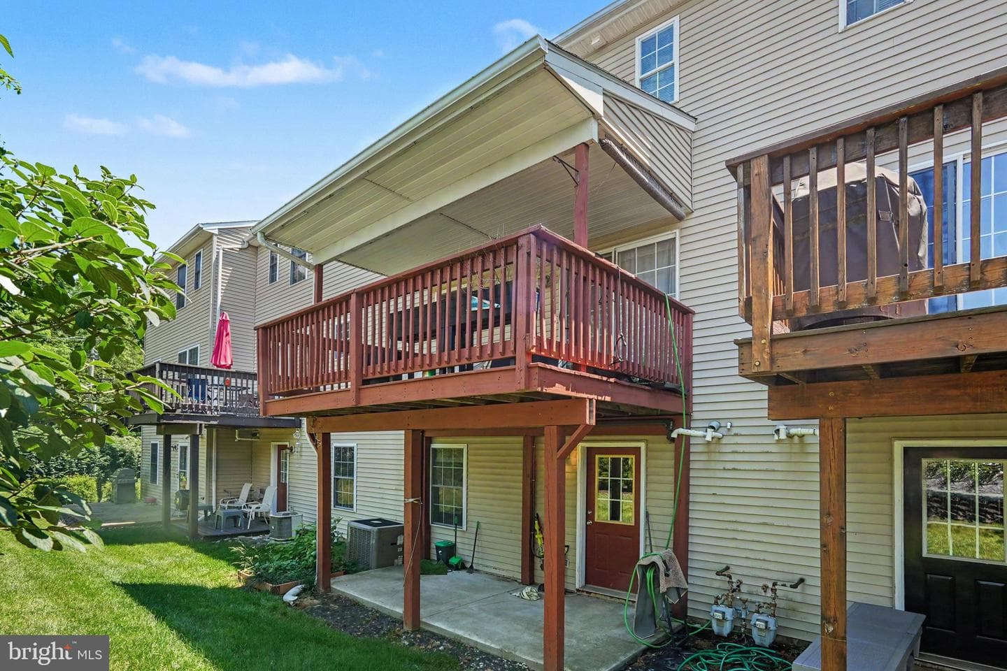 102 Woodside Court photo 32