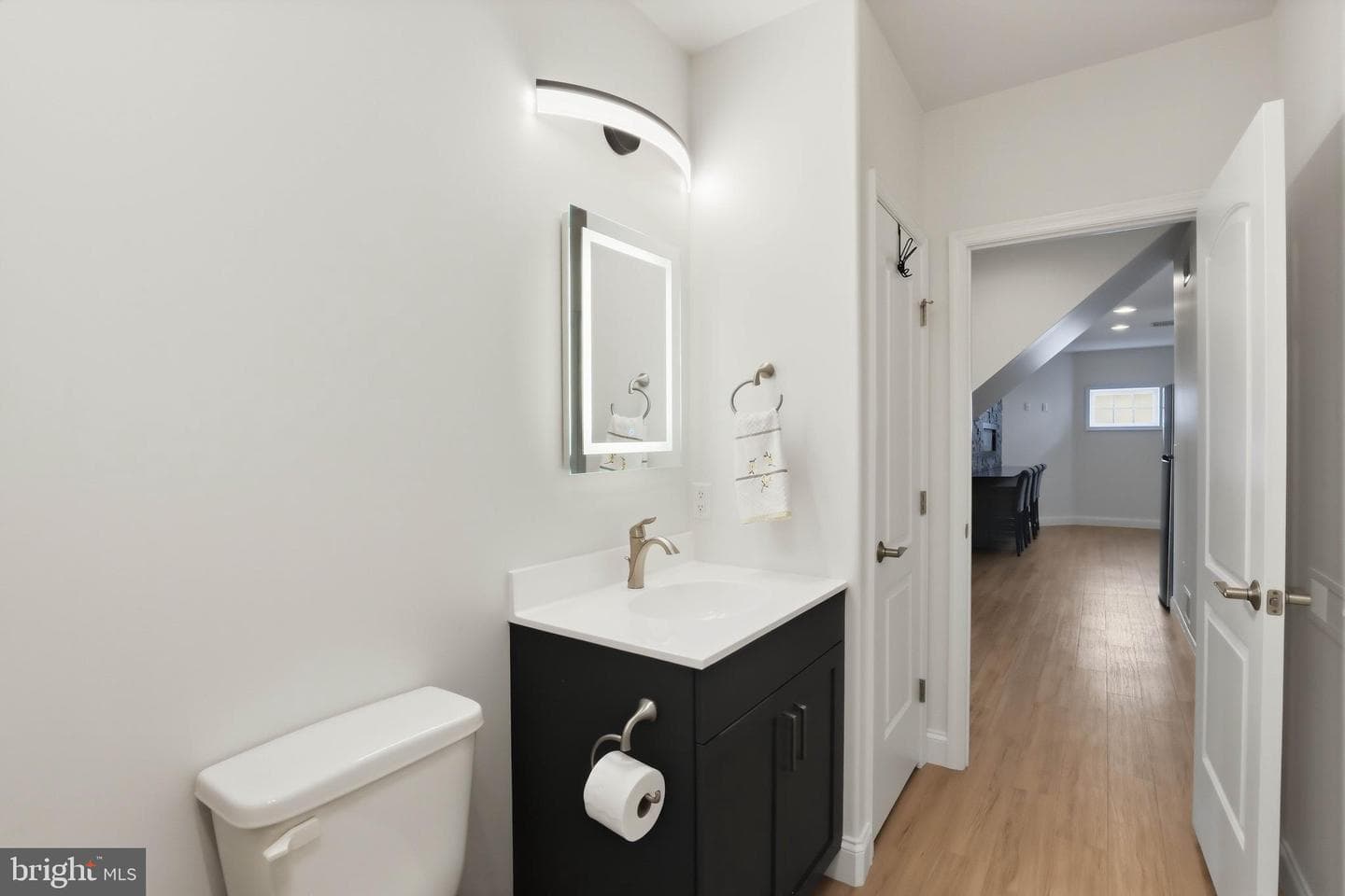 1084 Alden Way photo 44