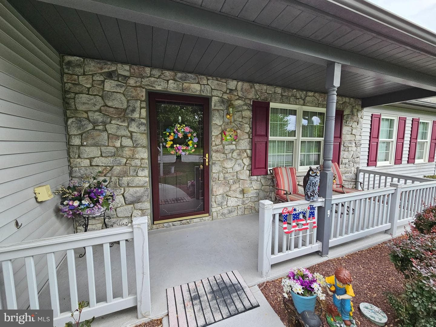122 Arbor Drive photo 3