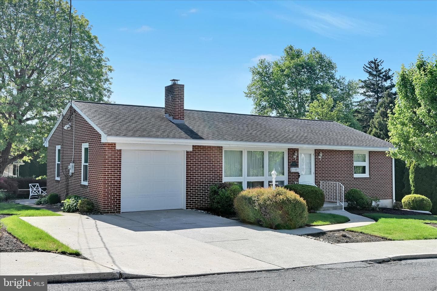 322 Taylor Street photo 6