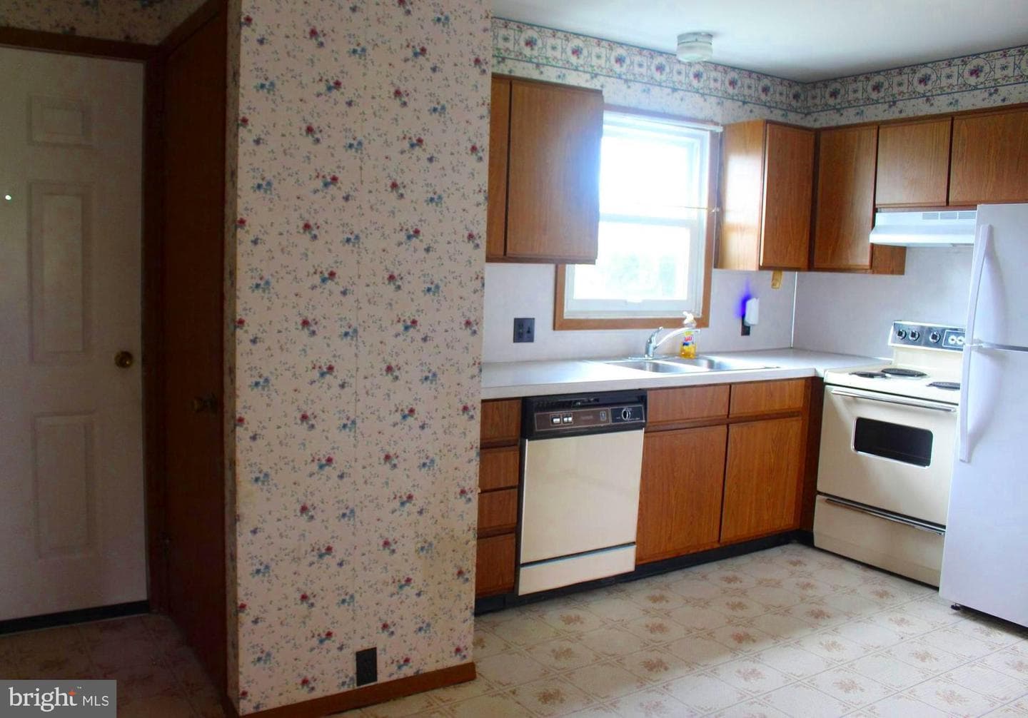 135 S Chestnut Street photo 8