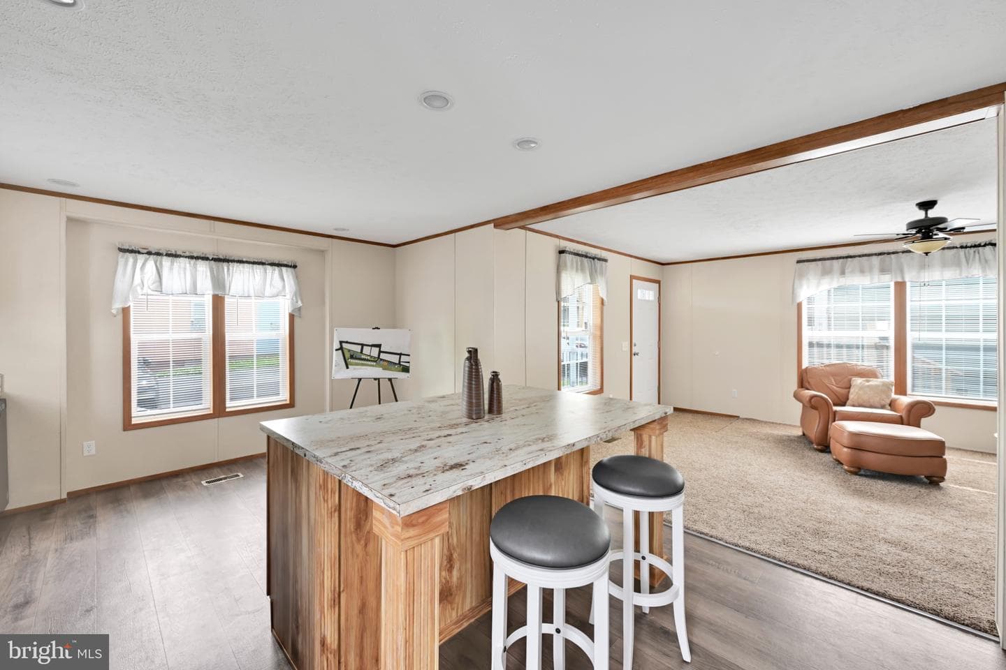 2106 Scull Street photo 7