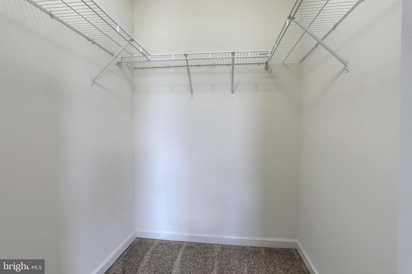 2124 Autumn Court photo 19