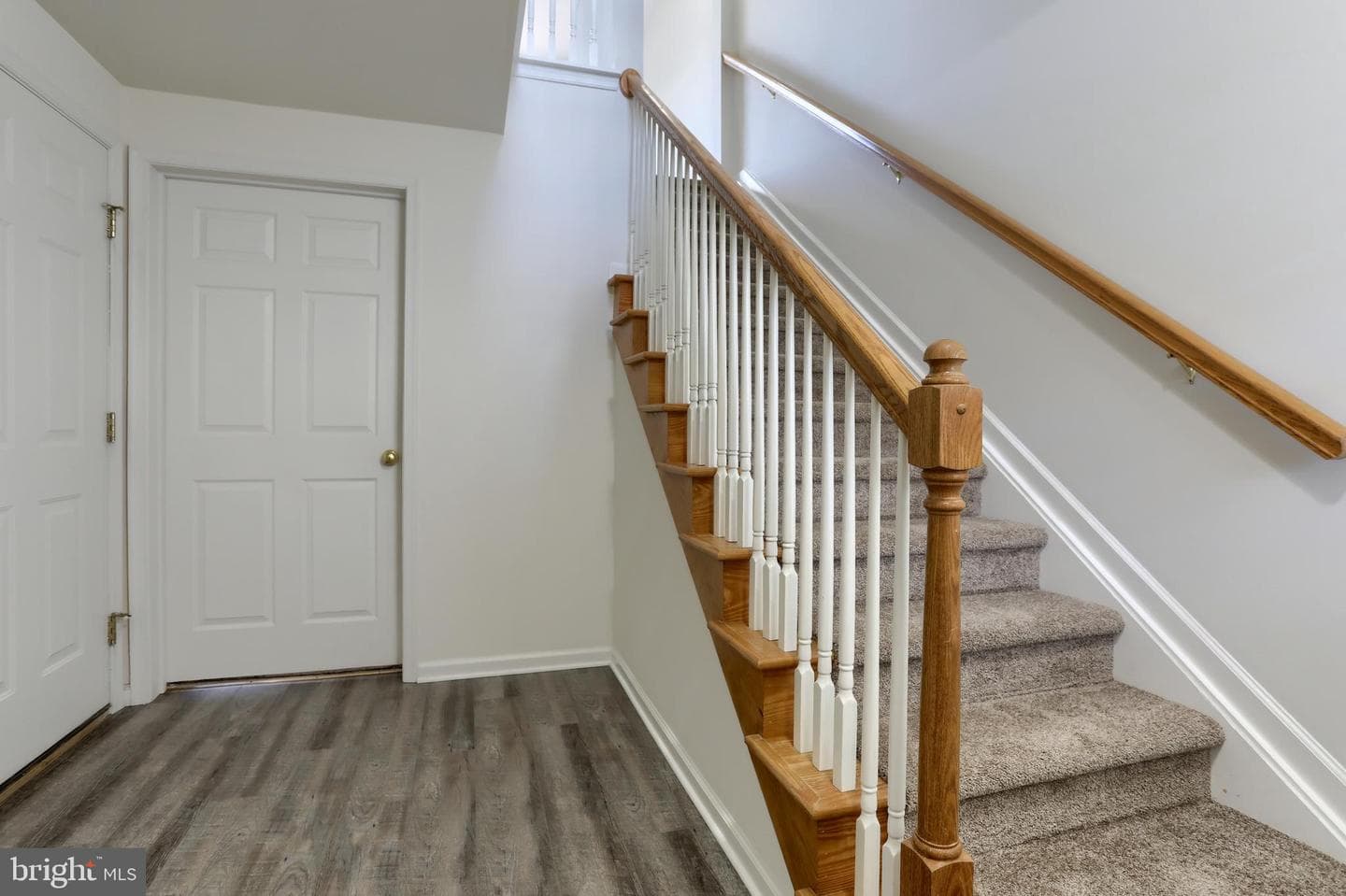 2124 Autumn Court photo 3