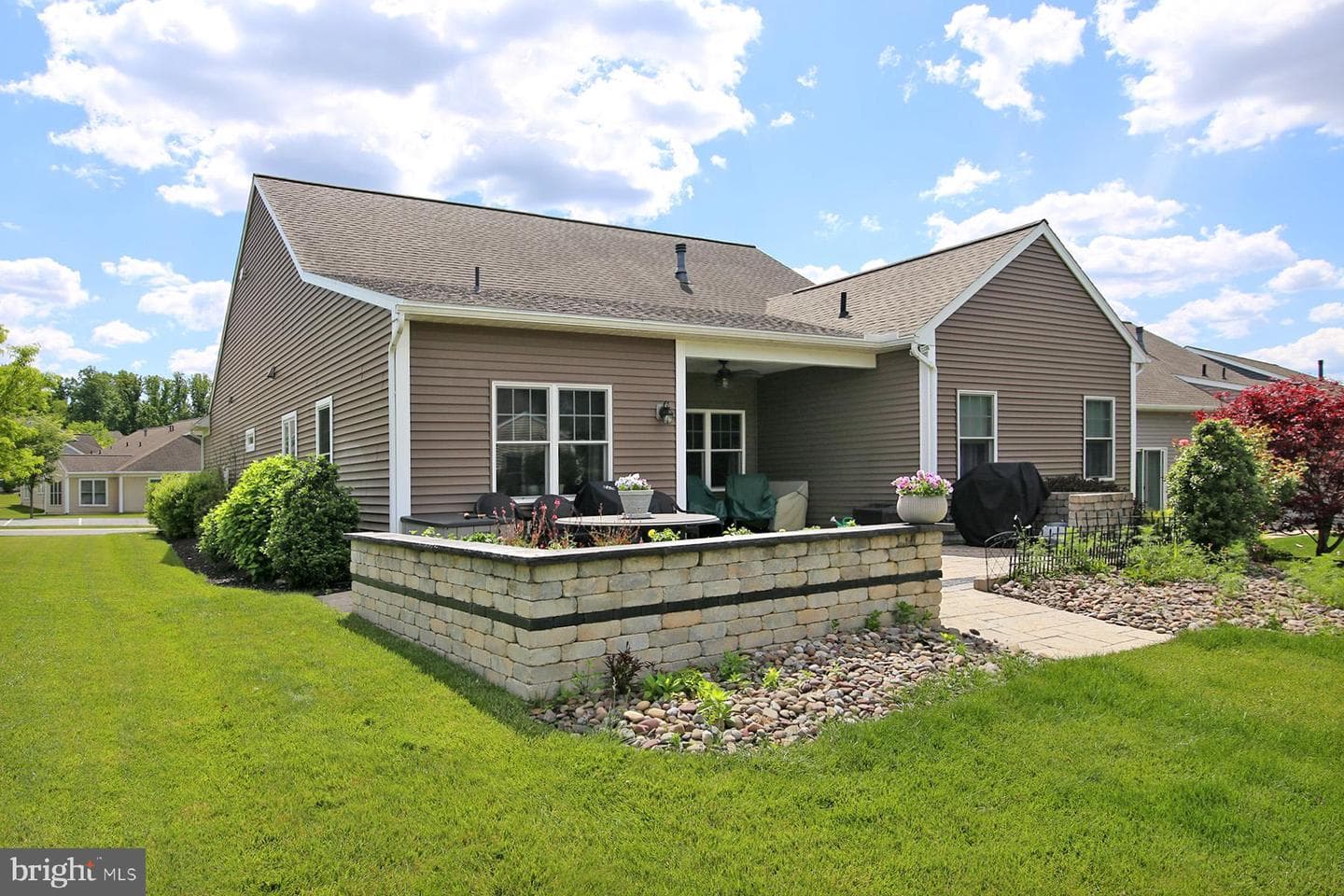 1034 Grant Circle photo 33