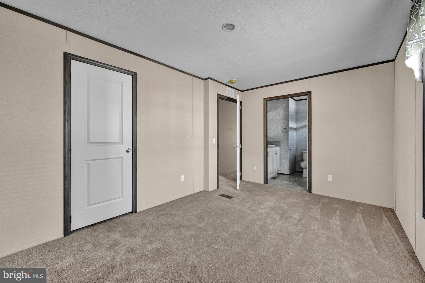 2110 Scull Street photo 17