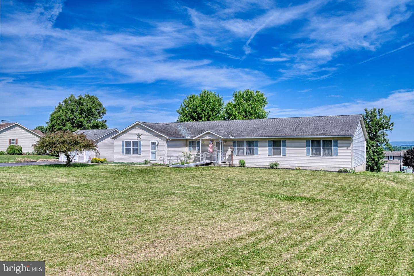 26 E Bethany Road photo 1
