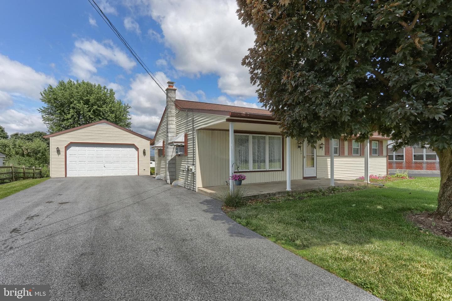 311 Poplar Street photo 24
