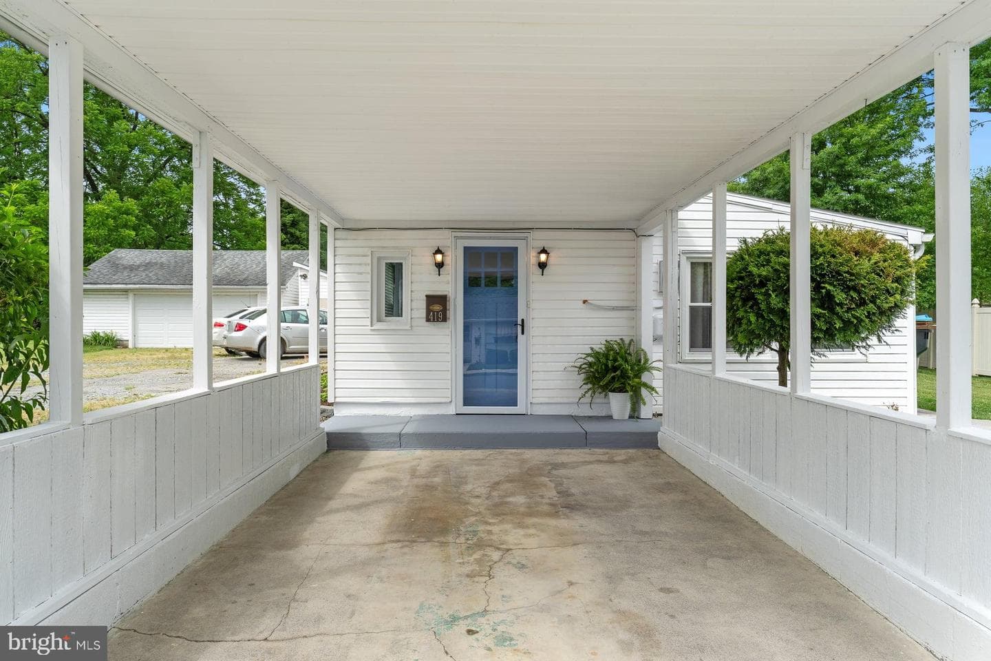 419 S Harrison Street photo 4