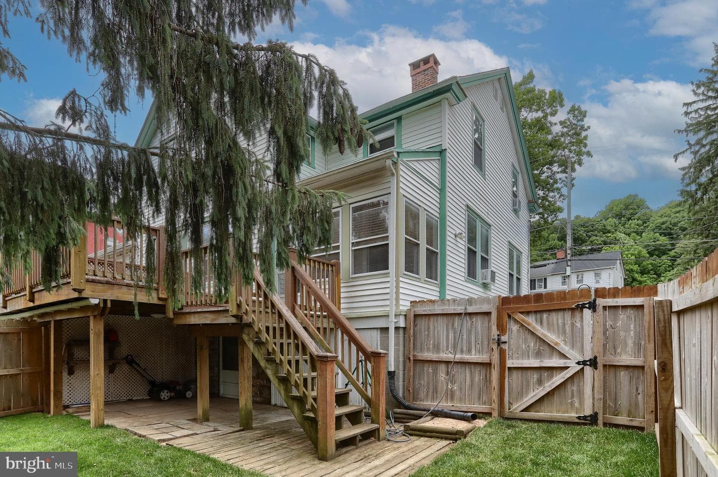 369 Boyd Street photo 27