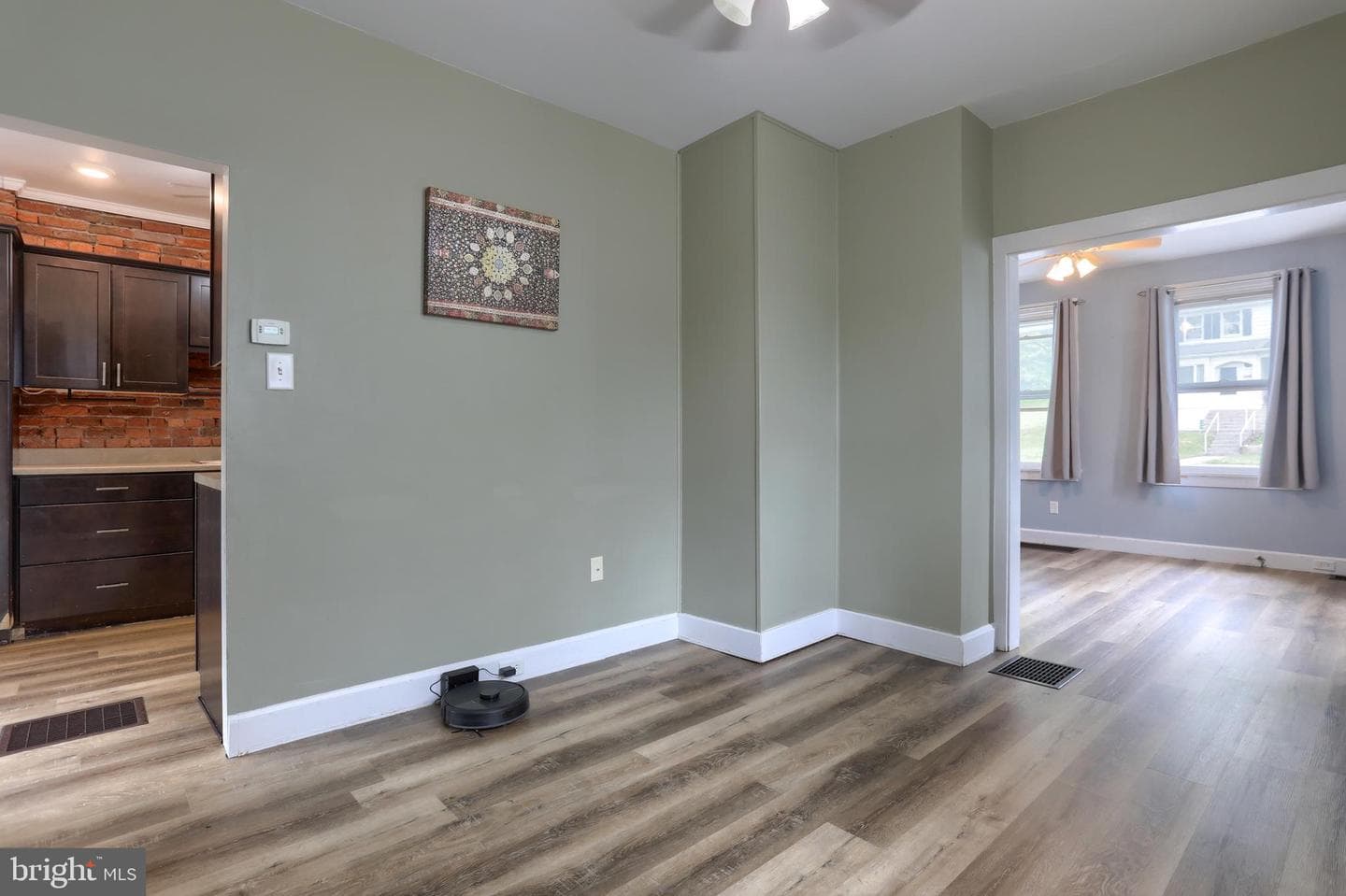 369 Boyd Street photo 7