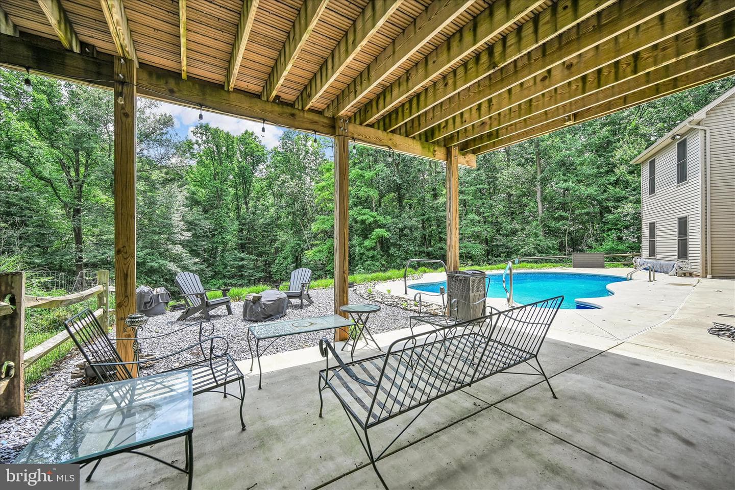 110 Fox Road photo 16