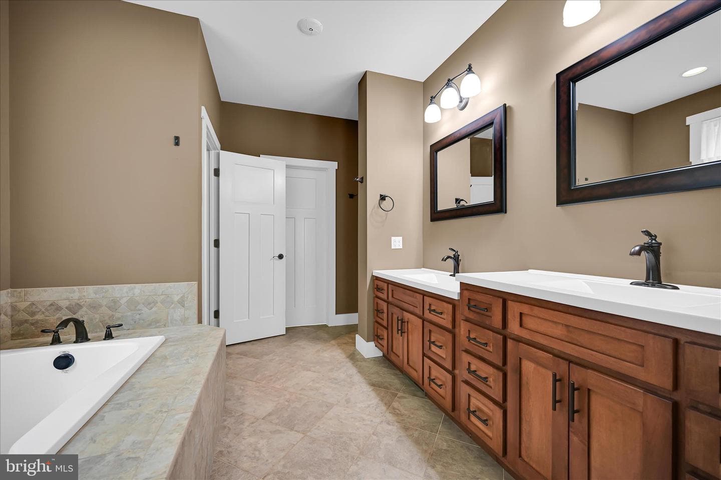 110 Fox Road photo 35