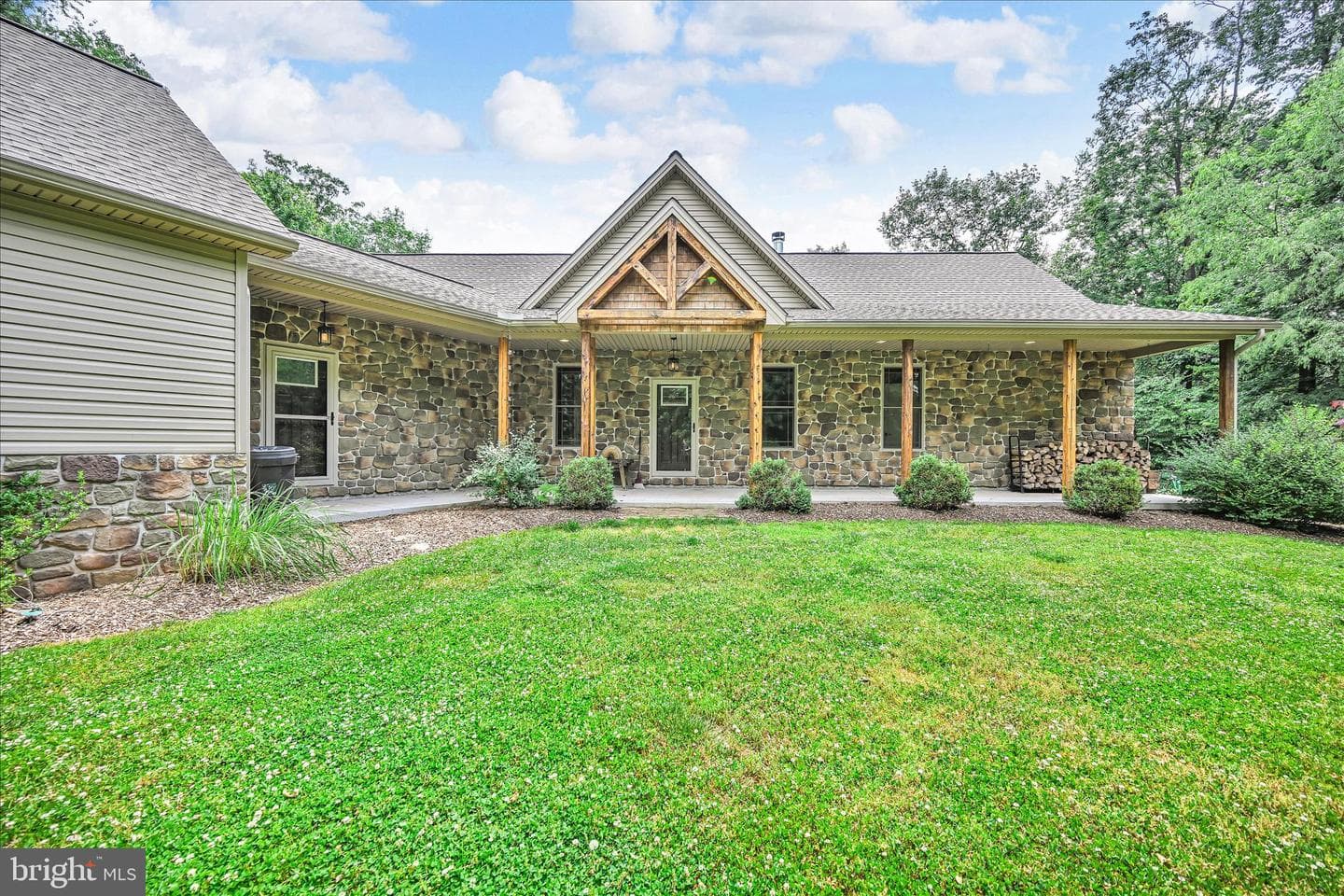 110 Fox Road photo 6
