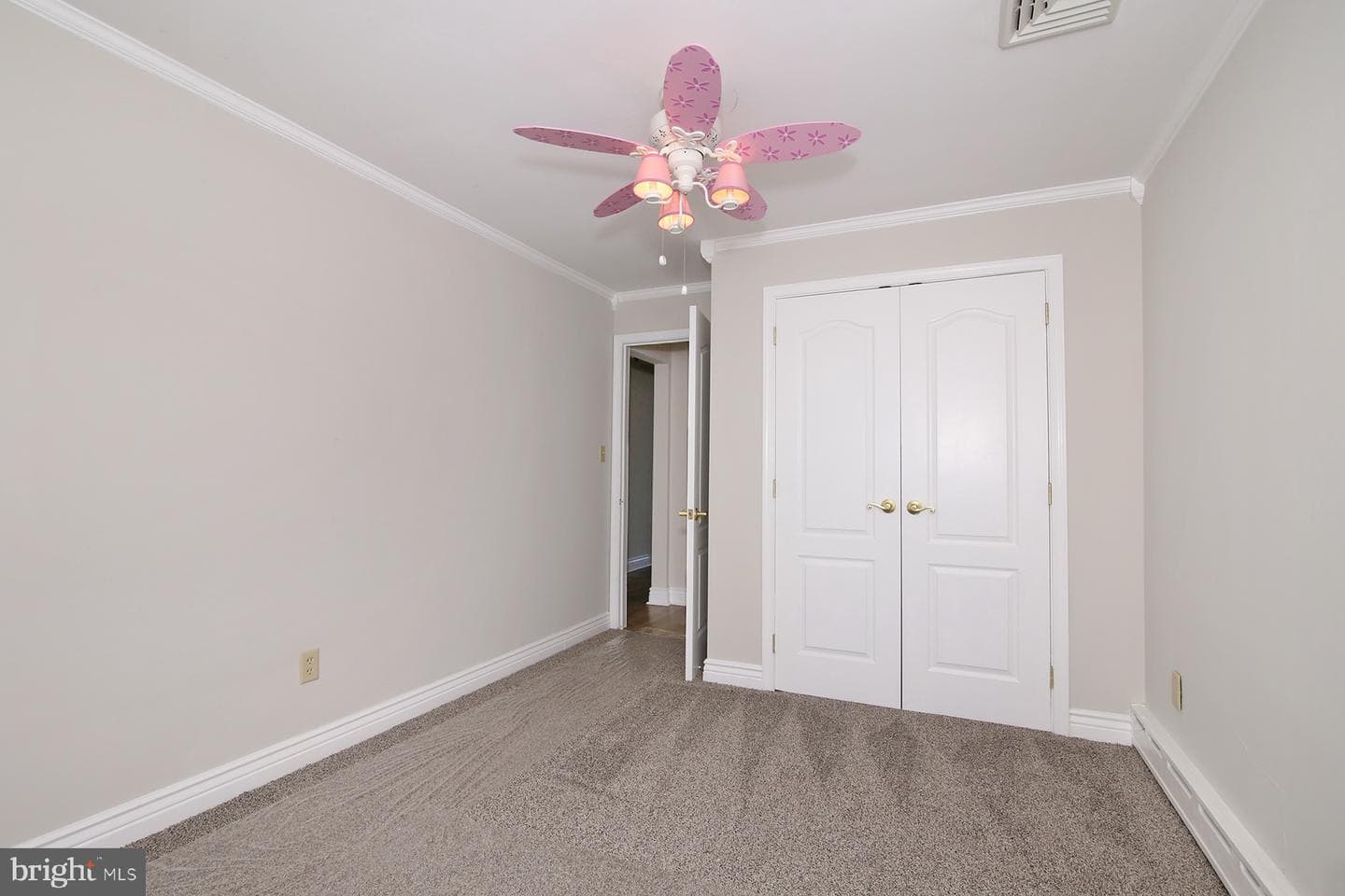 124 S Spruce Street photo 28