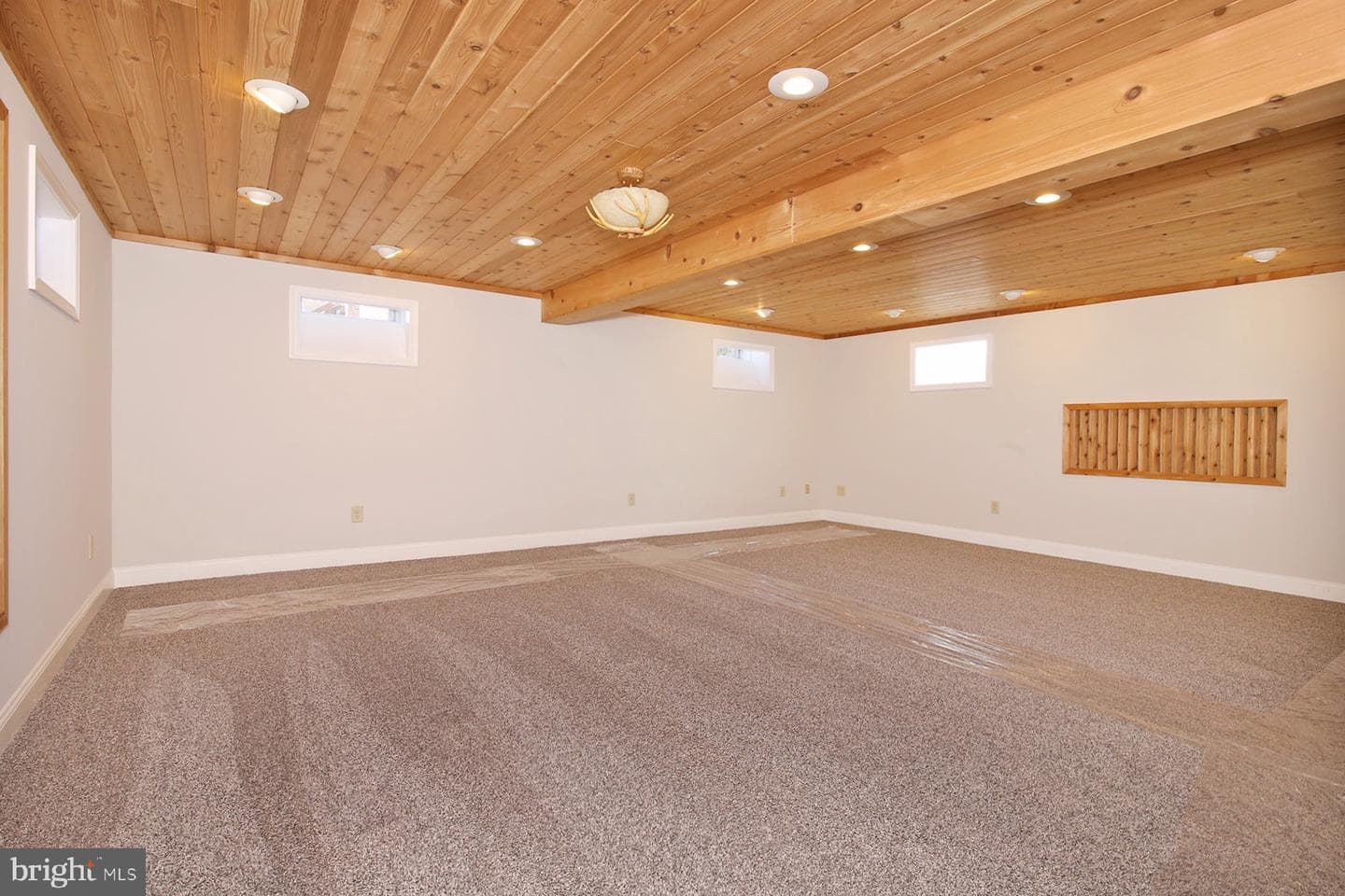 124 S Spruce Street photo 39