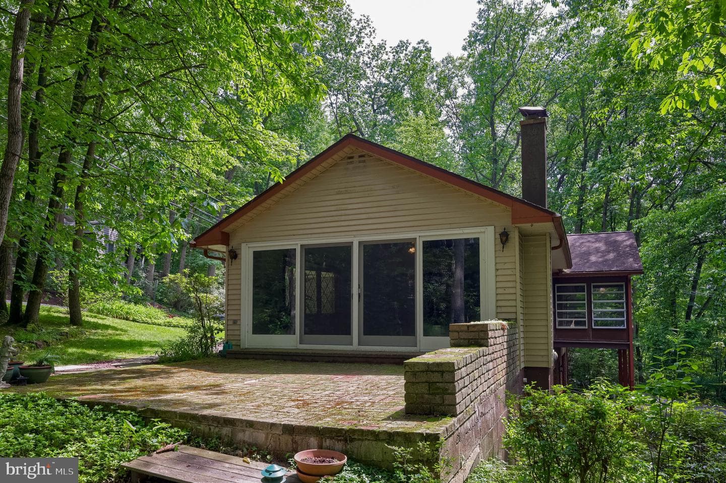419 Lancaster Avenue photo 8