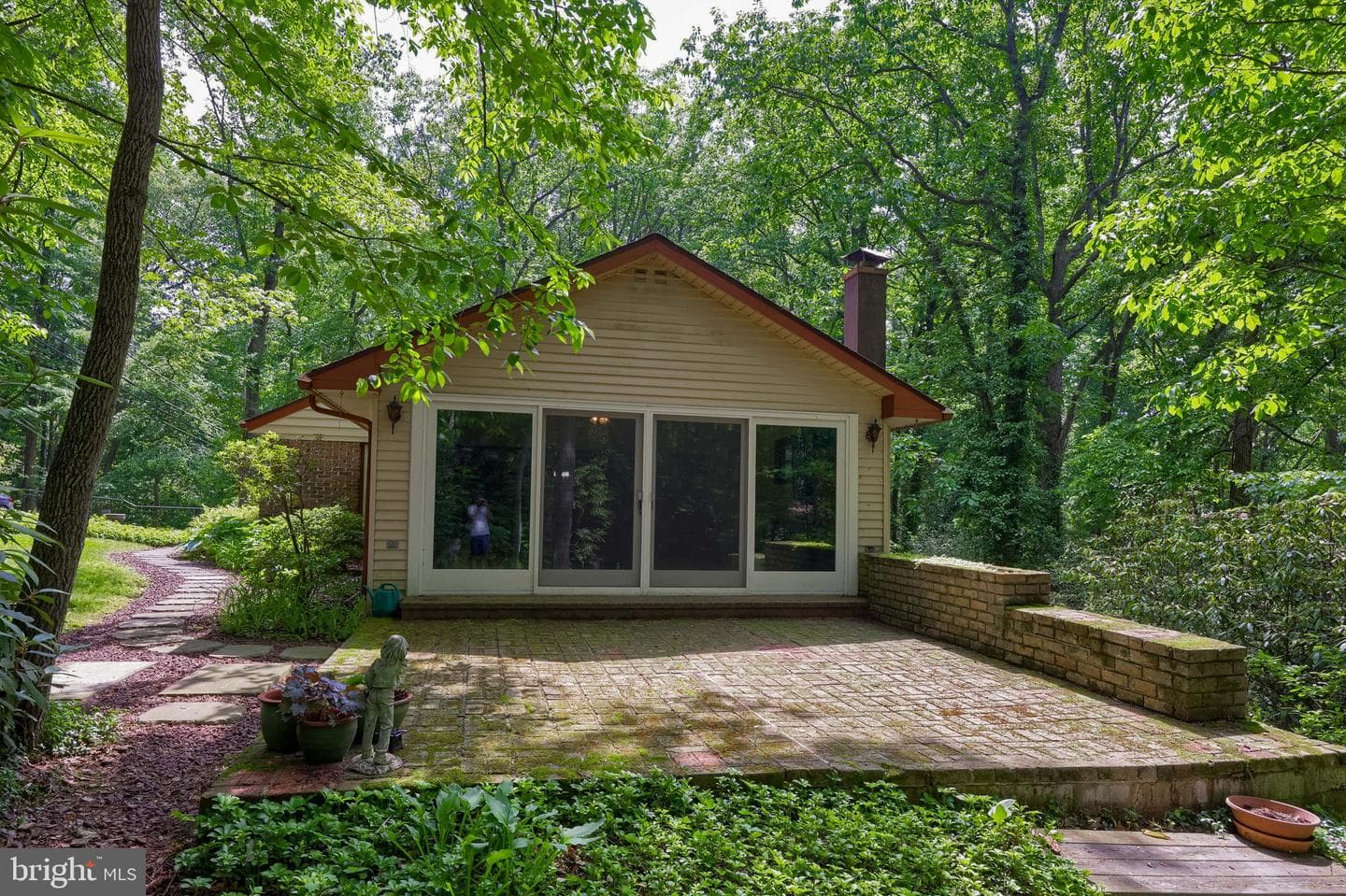 419 Lancaster Avenue photo 9
