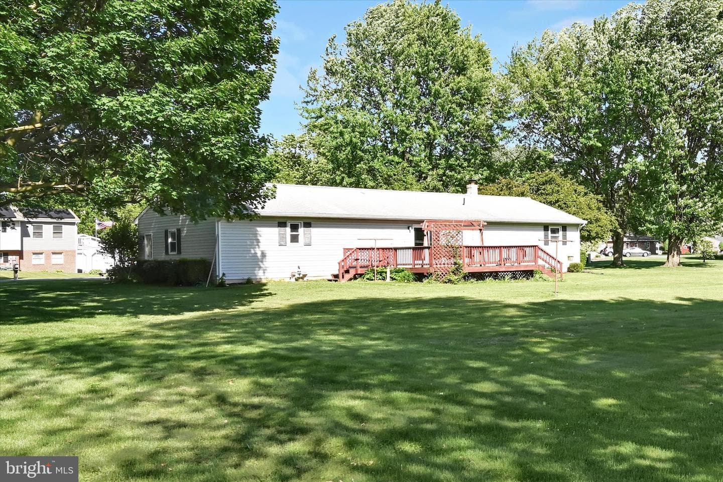 685 Wedgewood Drive photo 33