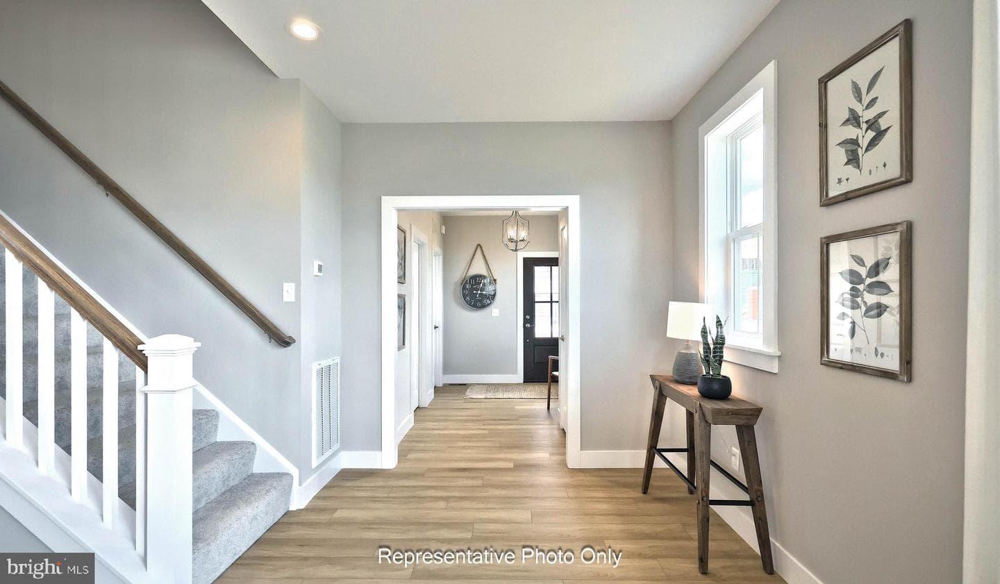 537 Stone Gate Boulevard photo 25