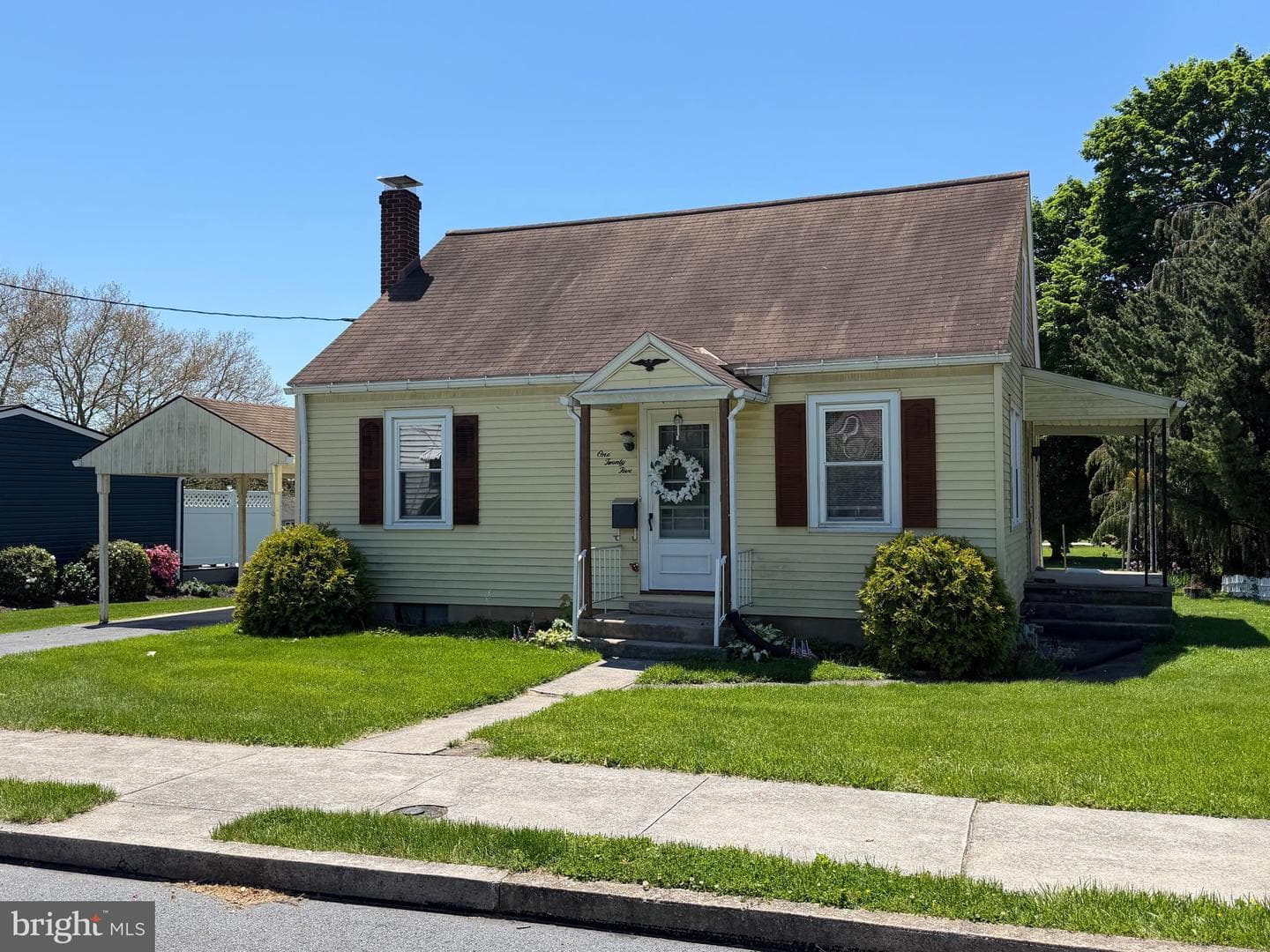125 S Windsor Avenue
